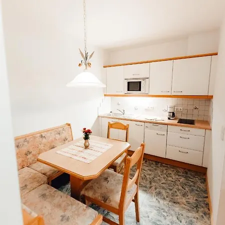 Aparthotel & Dandler 4*