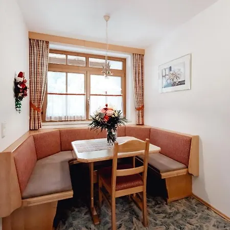 Dandler - Und Aparthotel *