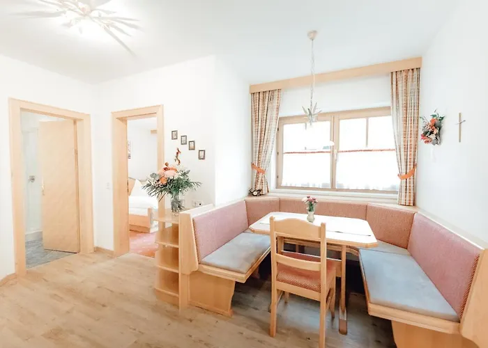 Aparthotel Dandler - Und