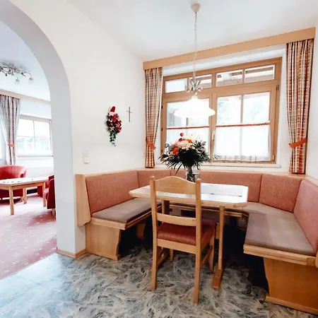 & Dandler 4* פיברברון