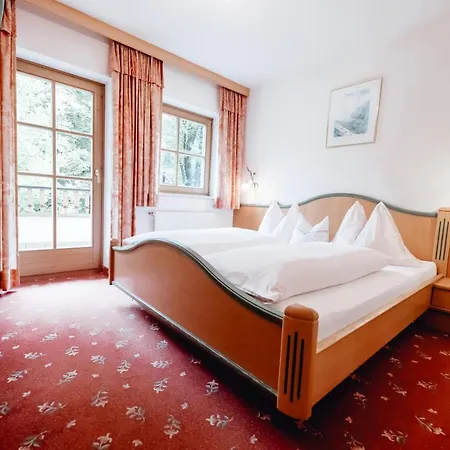 & Dandler 4* פיברברון