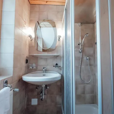 & Dandler מלון דירות 4*