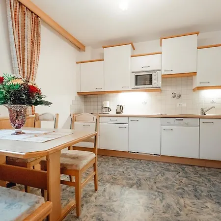 Dandler - Und Aparthotel *