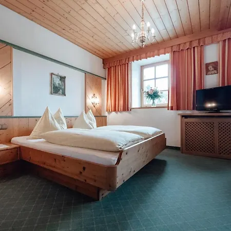 Zimmer & Ferienwohnungen Dandler